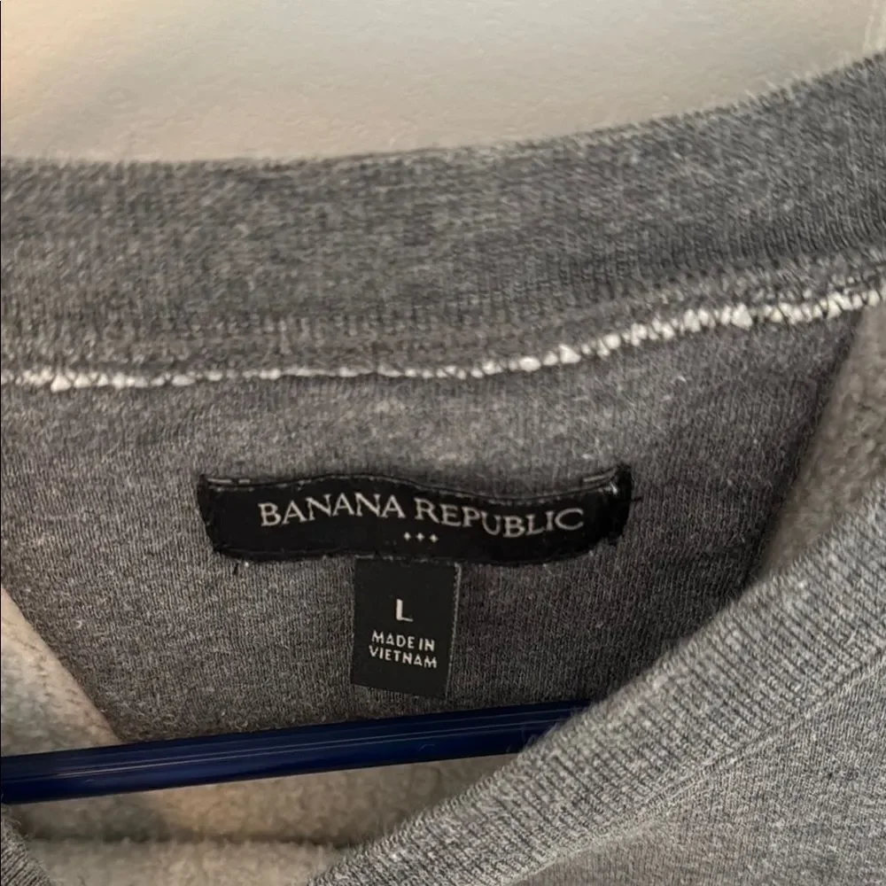 Men's Gray Sweater